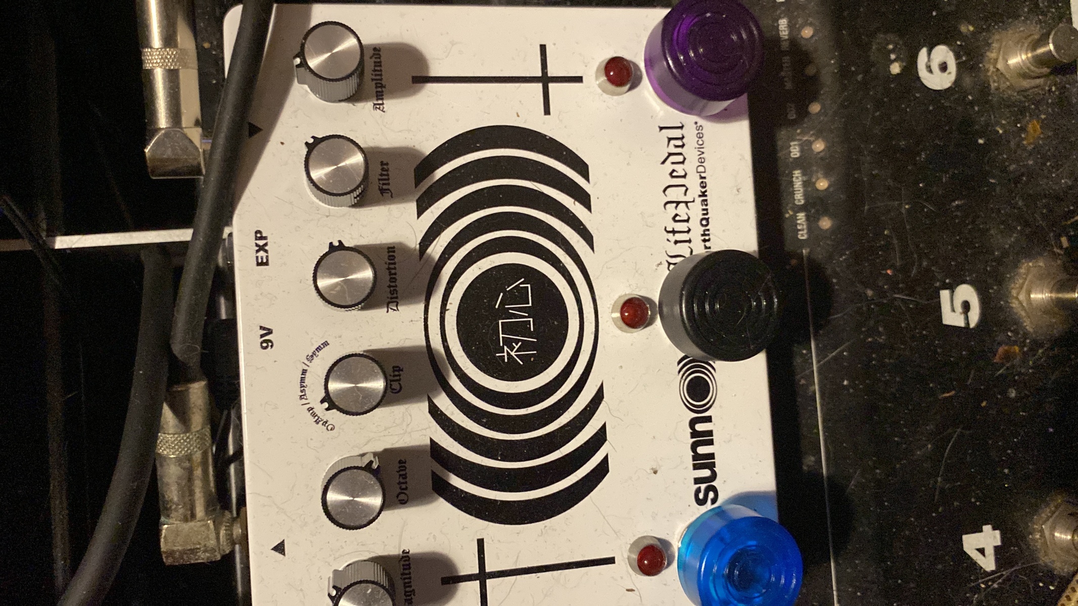 Pedalboard by callummccaul featuring EarthQuaker Devices Sunn O))) Life Pedal V3 Octave Distortion + Booster