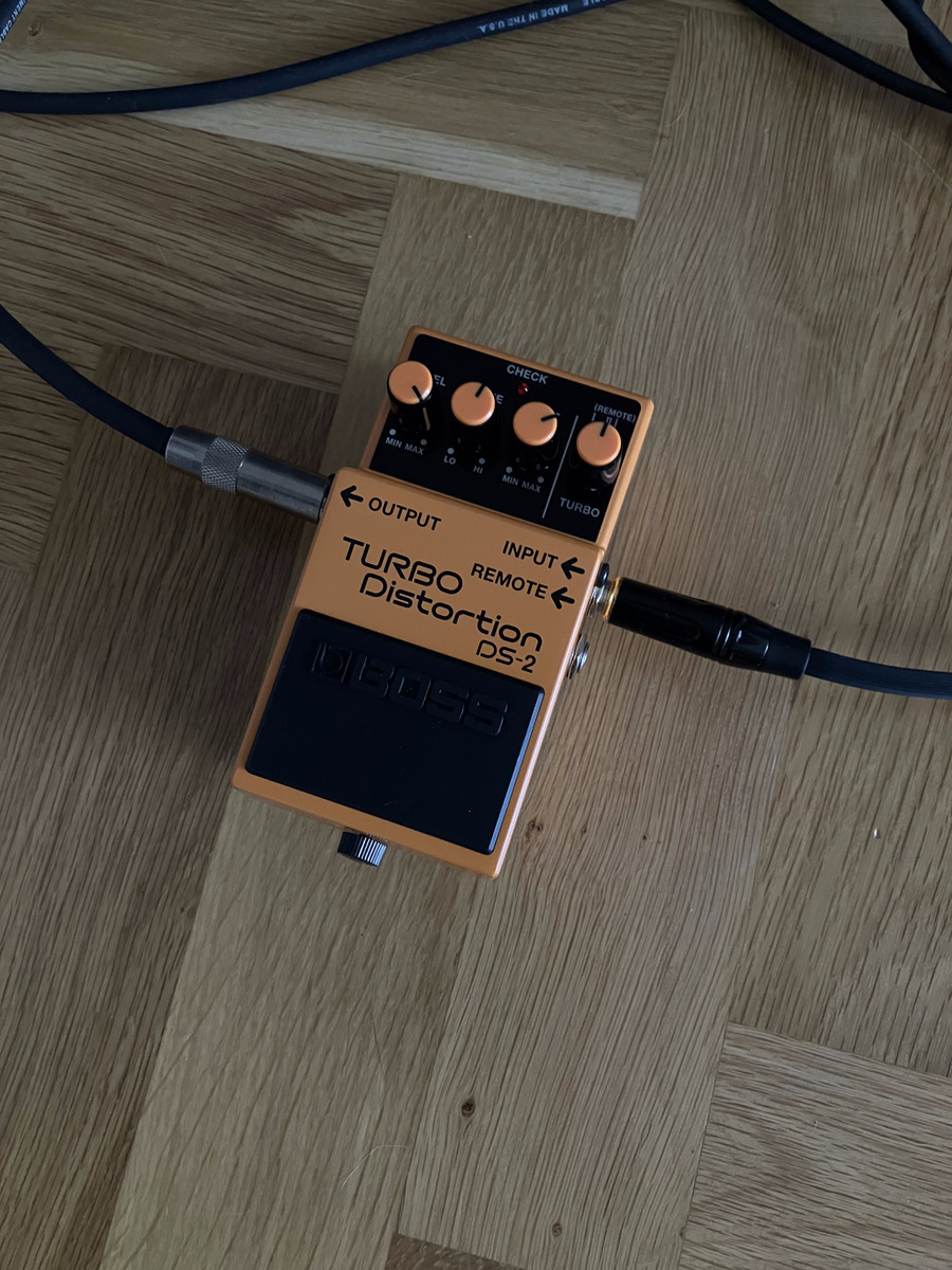 Pedalboard by andreymladenov featuring Boss DS-2 Turbo Distortion
