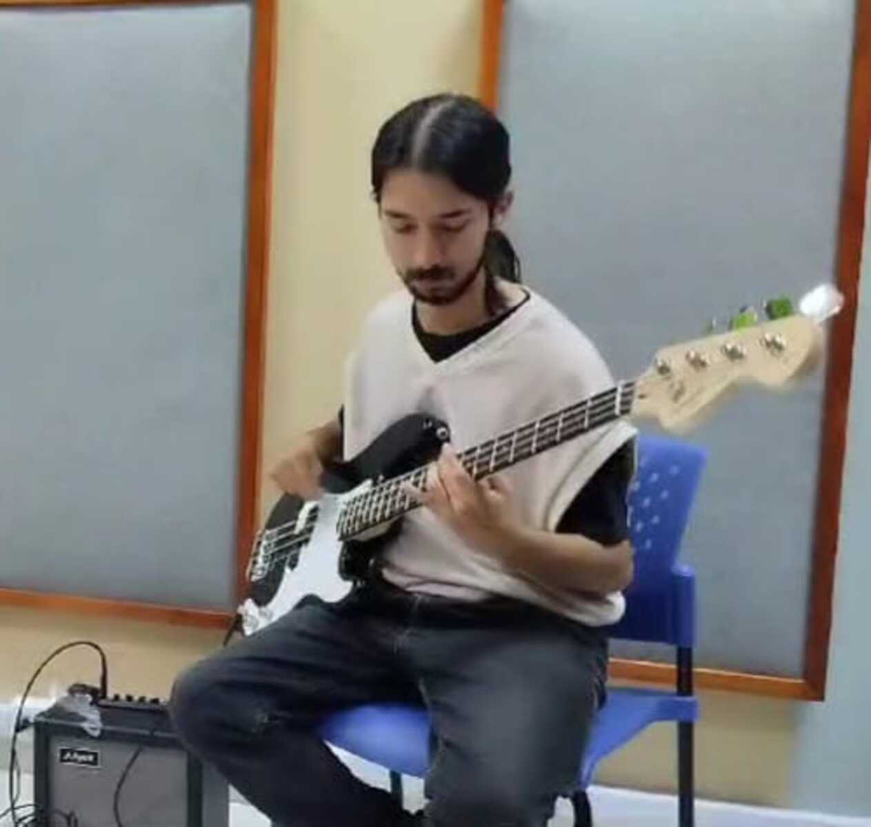 Electronic Studio Setup by red_angelus22 featuring Squier Precision Bass