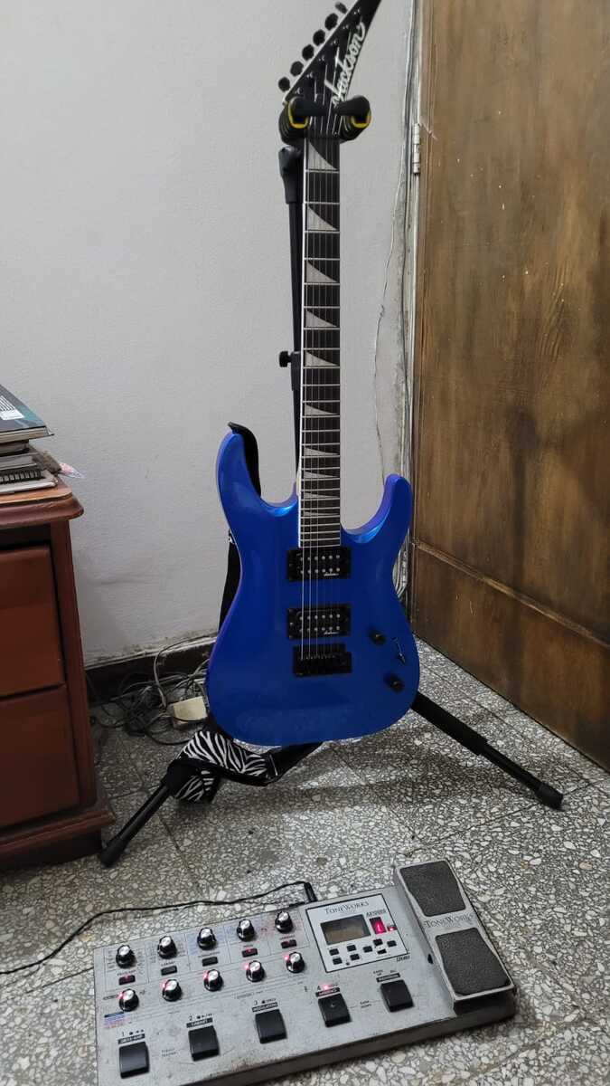 Music Gear Setup by hojaldre featuring Jackson Dinky Arch Top JS22 DKA