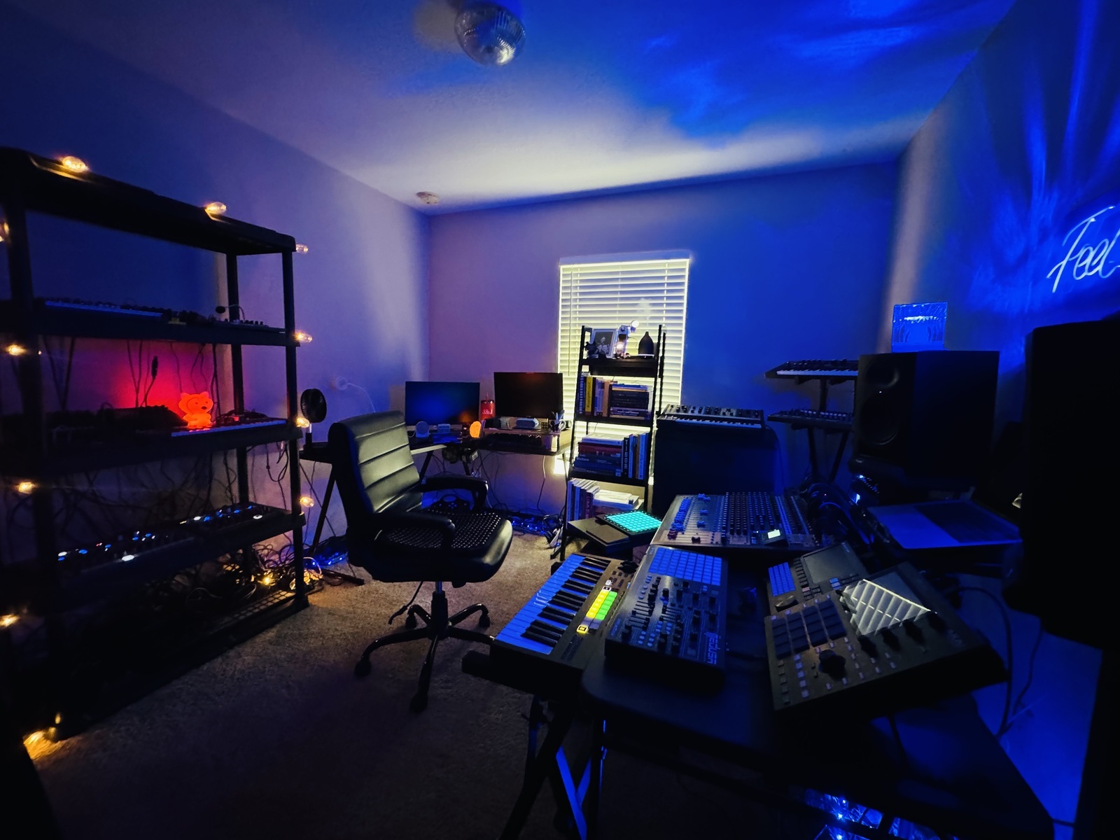 michael_syrrakos's music gear photo