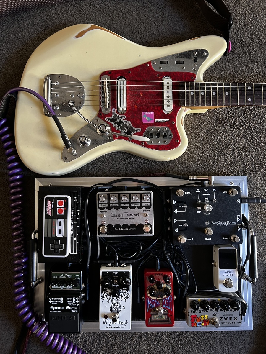 Pedalboard by jasperb05 featuring EarthQuaker Devices White Light V2, EarthQuaker Devices Swiss Things, and ZVEX Instant Lo-Fi Junky Vertical and 7 more pieces of gear