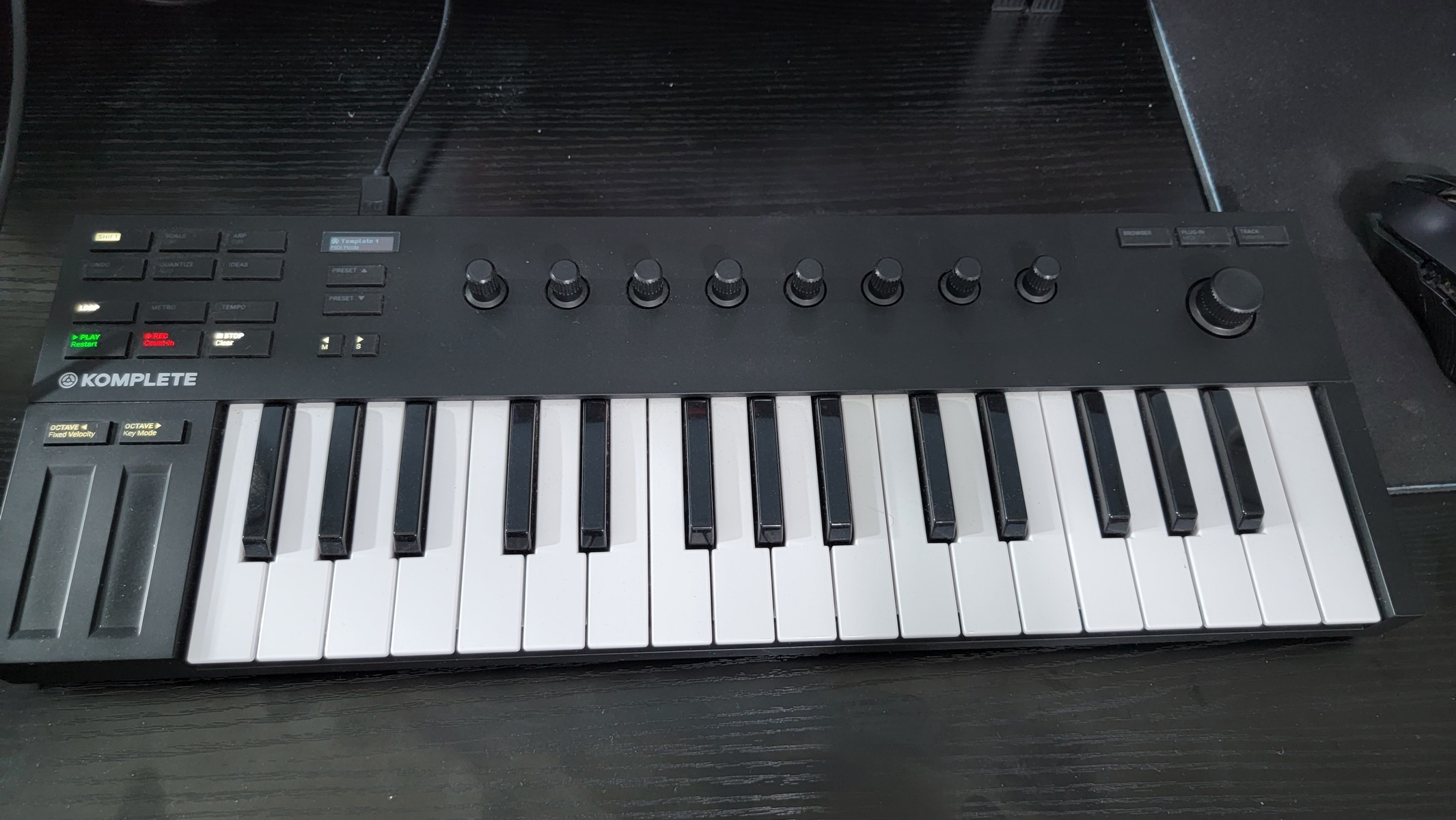 Music Gear Setup by mellisonant_mike featuring Native Instruments Komplete Kontrol M32