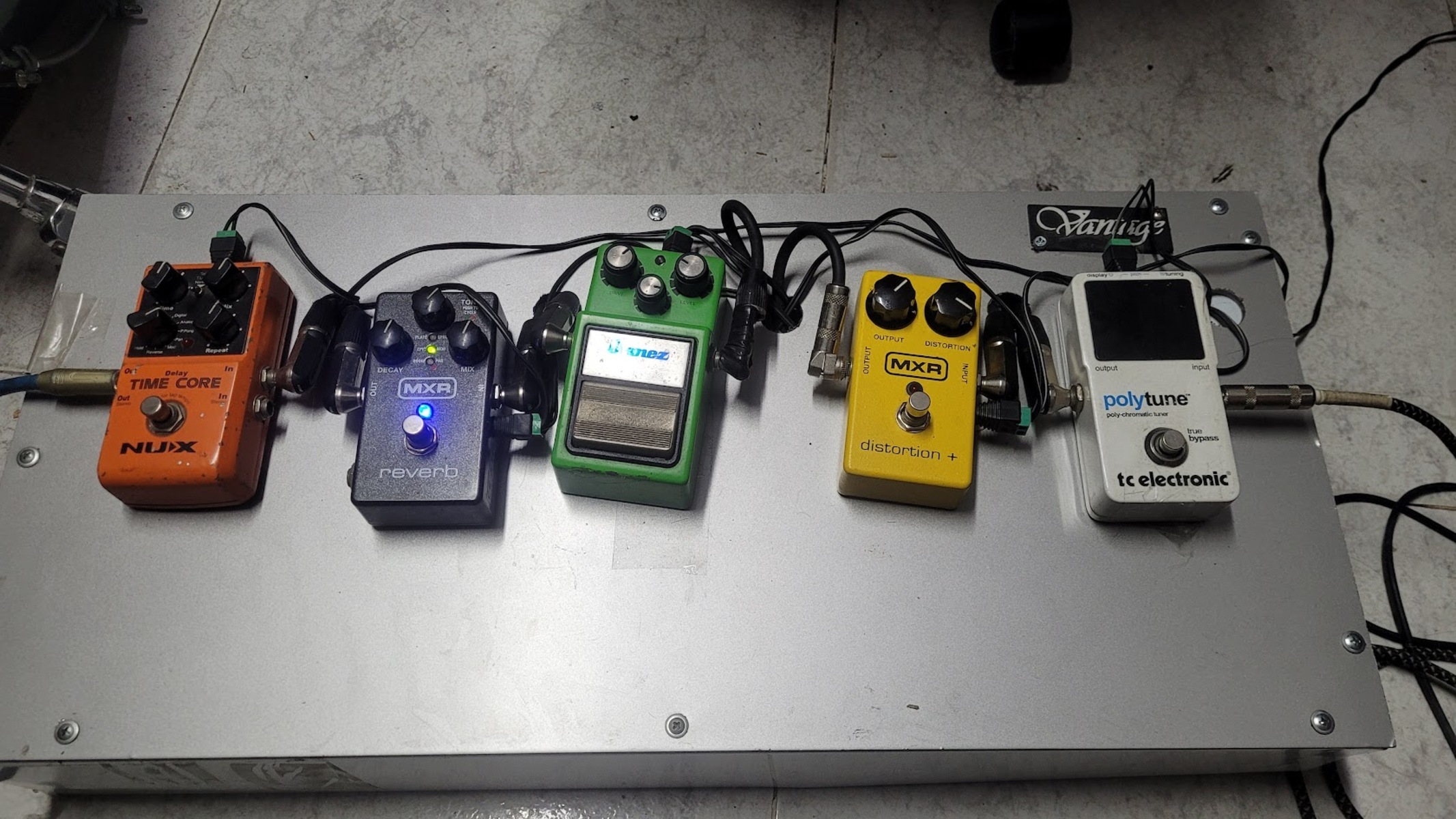 Metal Pedalboard by hojaldre featuring MXR M300 Reverb, Ibanez TS9 Tube Screamer, and MXR M104 Distortion+ and 2 more pieces of gear