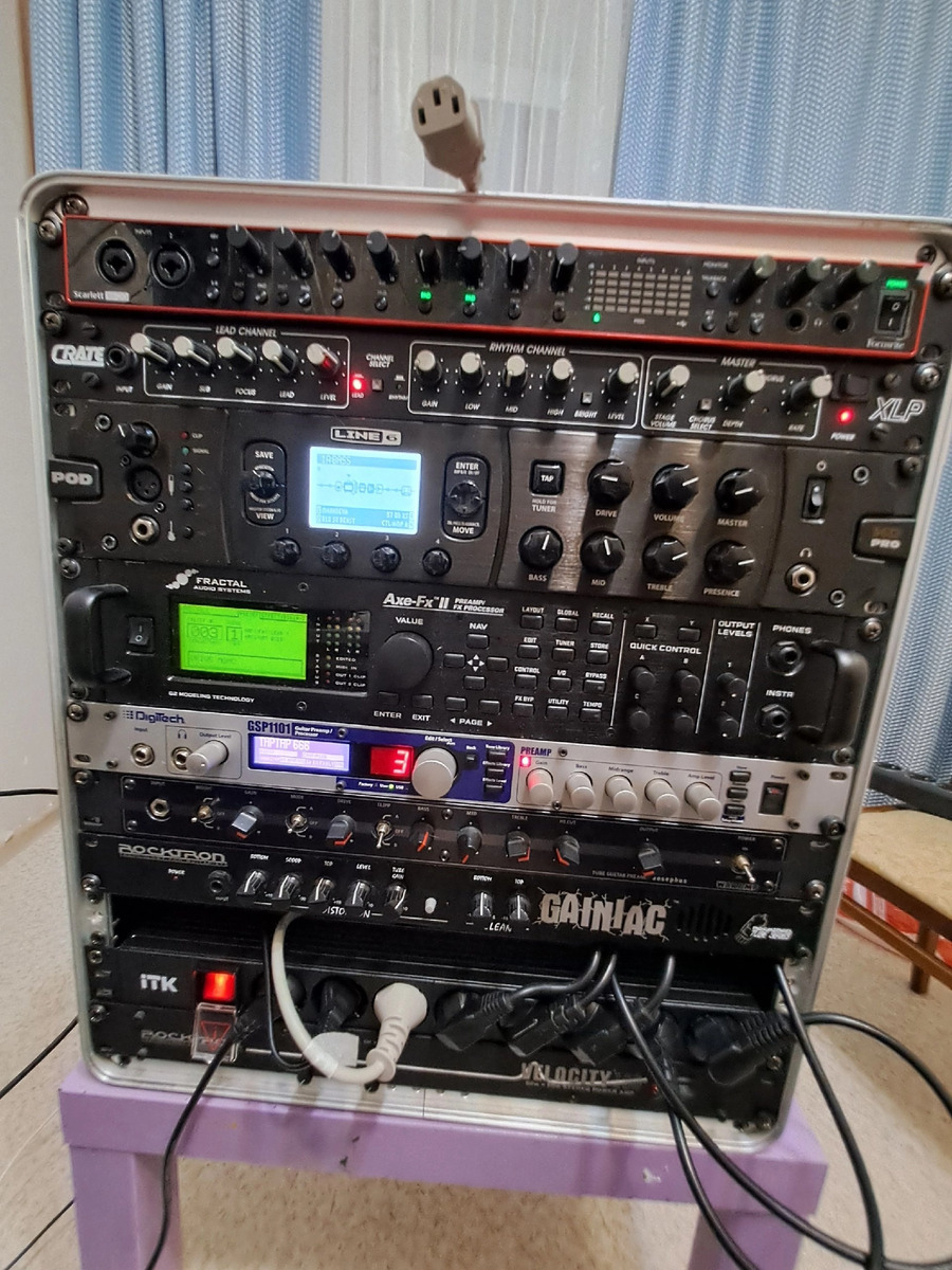 Metal Studio Setup by sem_wlt featuring Focusrite Scarlett 18i20 (3rd gen), Line 6 Pod HD Pro, and Fractal Axe-Fx II Guitar Effects Processor and 2 more pieces of gear