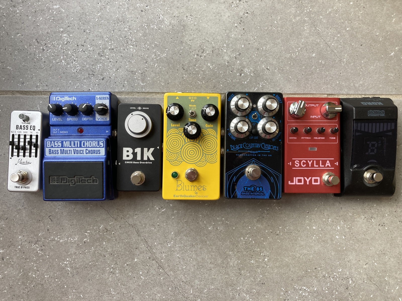 Pedalboard by frogbass77 featuring Korg PB-1 Pitchblack, Joyo R-27 Bass Compressor Scylla, and Laney Black Country Customs The 85 Bass Interval and 4 more pieces of gear