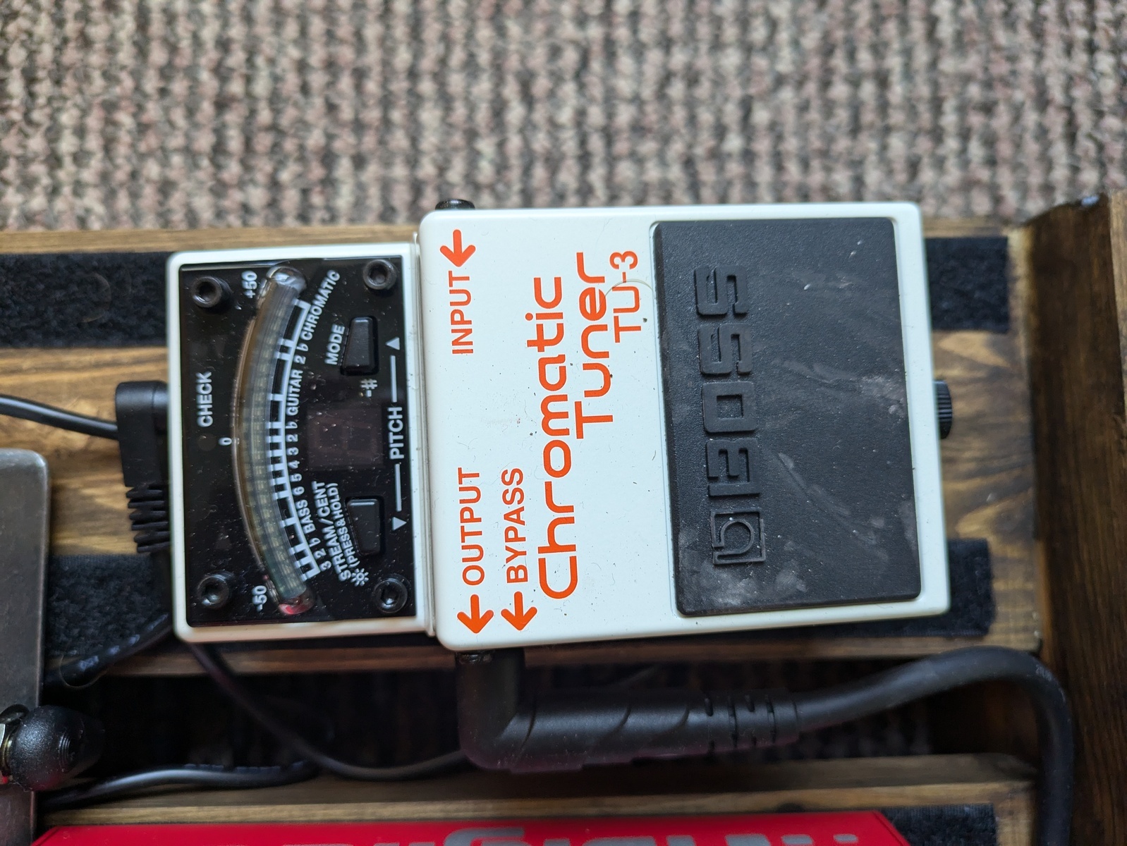 Pedalboard by daniel_korhonen featuring Boss TU-3 Chromatic Tuner