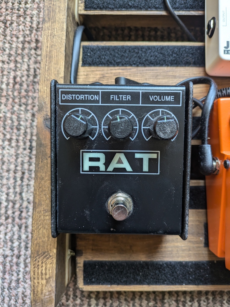 Pedalboard by daniel_korhonen featuring Pro Co RAT 2