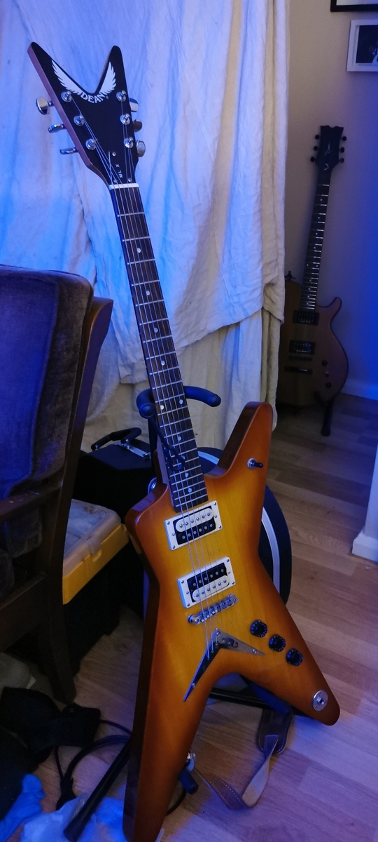 Music Gear Setup by giles_hill featuring Dean ML X
