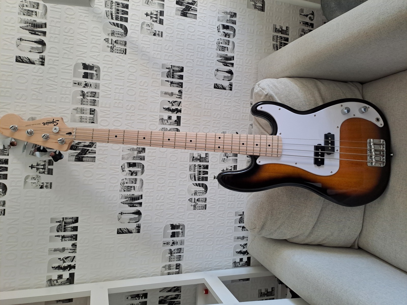 Music Gear Setup by g3rgo featuring Squier Precision Sonic