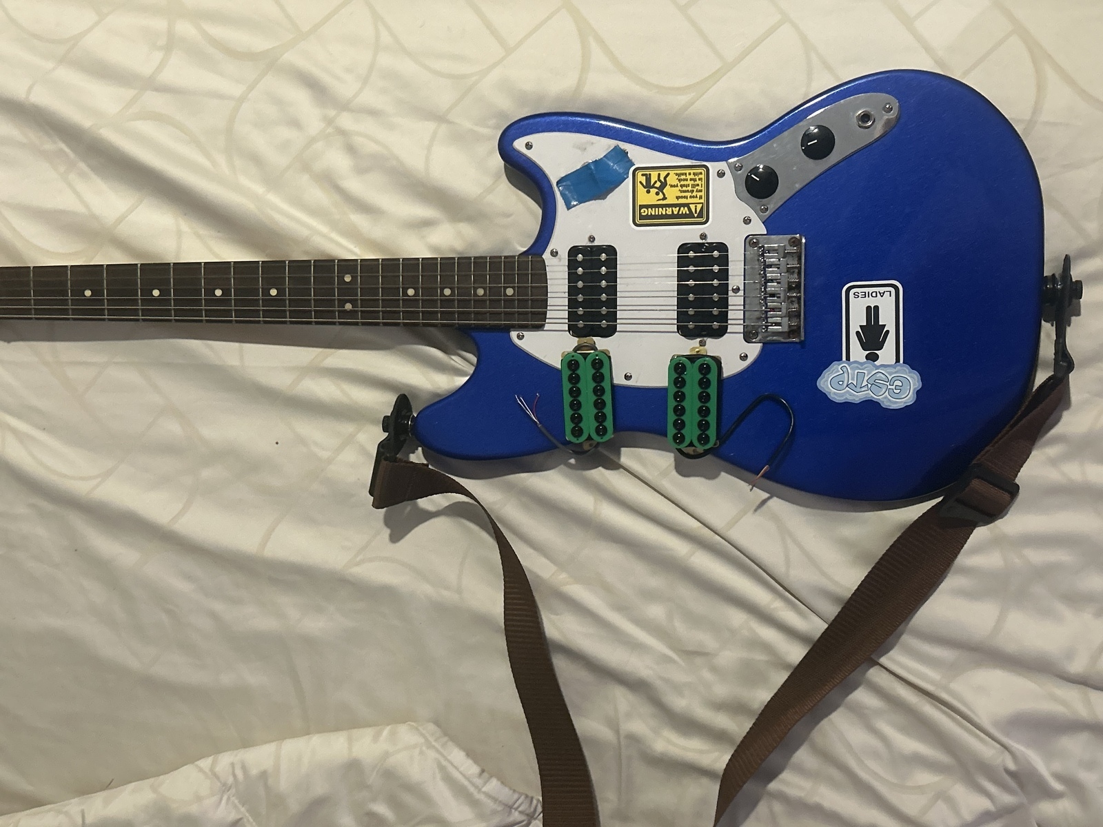 Metal Live Rig by salads featuring Squier Bullet Mustang HH, DiMarzio DP163 Bluesbucker, and Ernie Ball Skinny Top Heavy Bottom Slinky Guitar Strings (10-52) and 1 more piece of gear