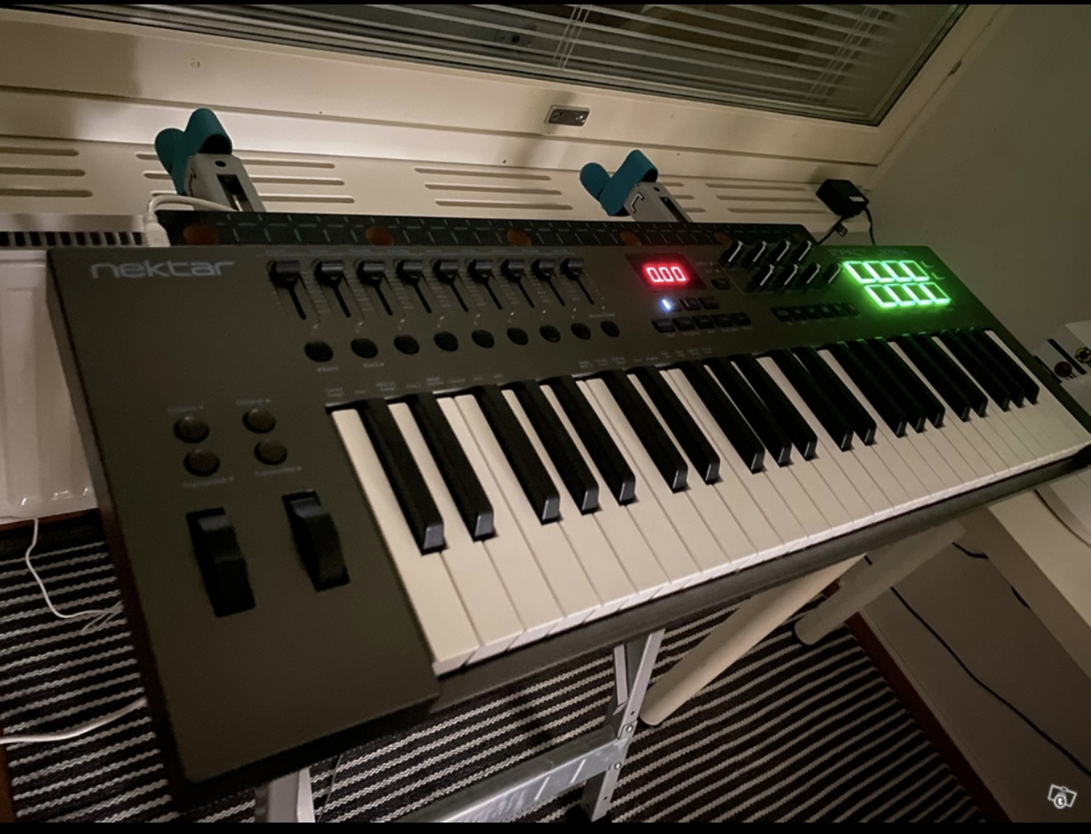 Synth Setup by abow featuring Nektar Impact LX49+ USB Keyboard Controller