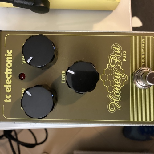 TC Electronic Honey Pot Fuzz - Pedal de Guitarra Análogo