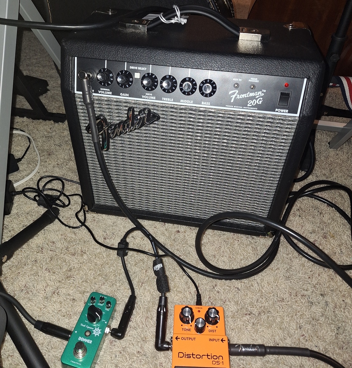 Amp Rig by b8765467 featuring Fender Frontman 20G