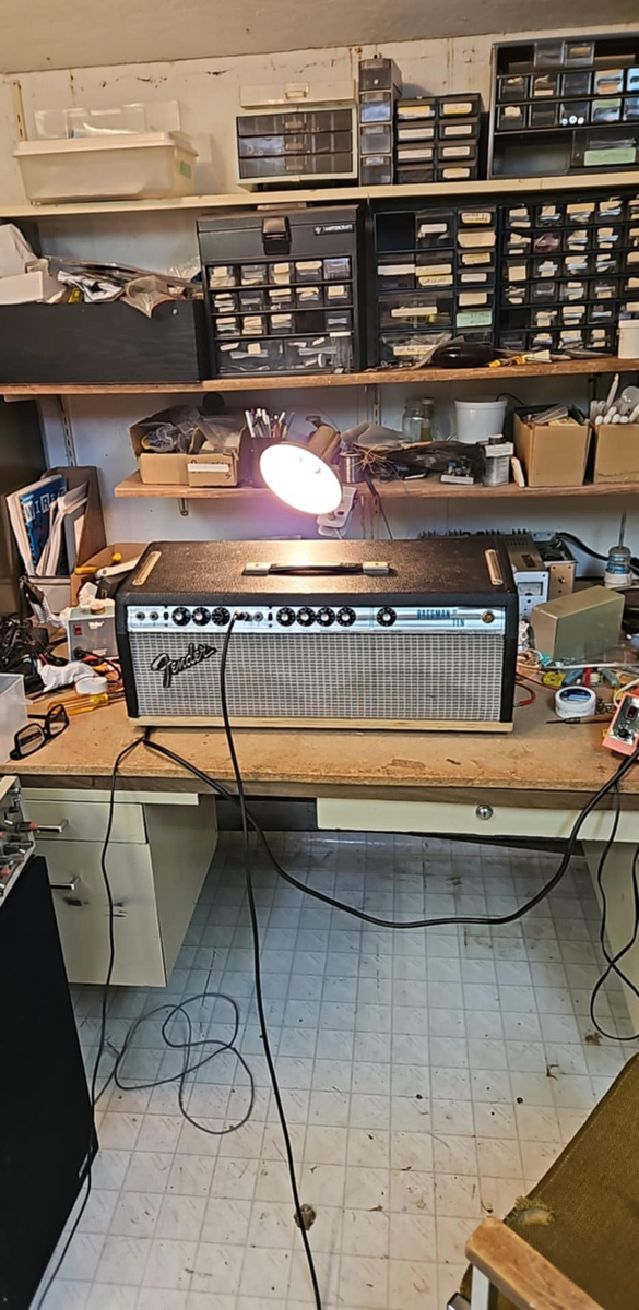 Amp Rig by garfiendish featuring Fender Bassman Ten