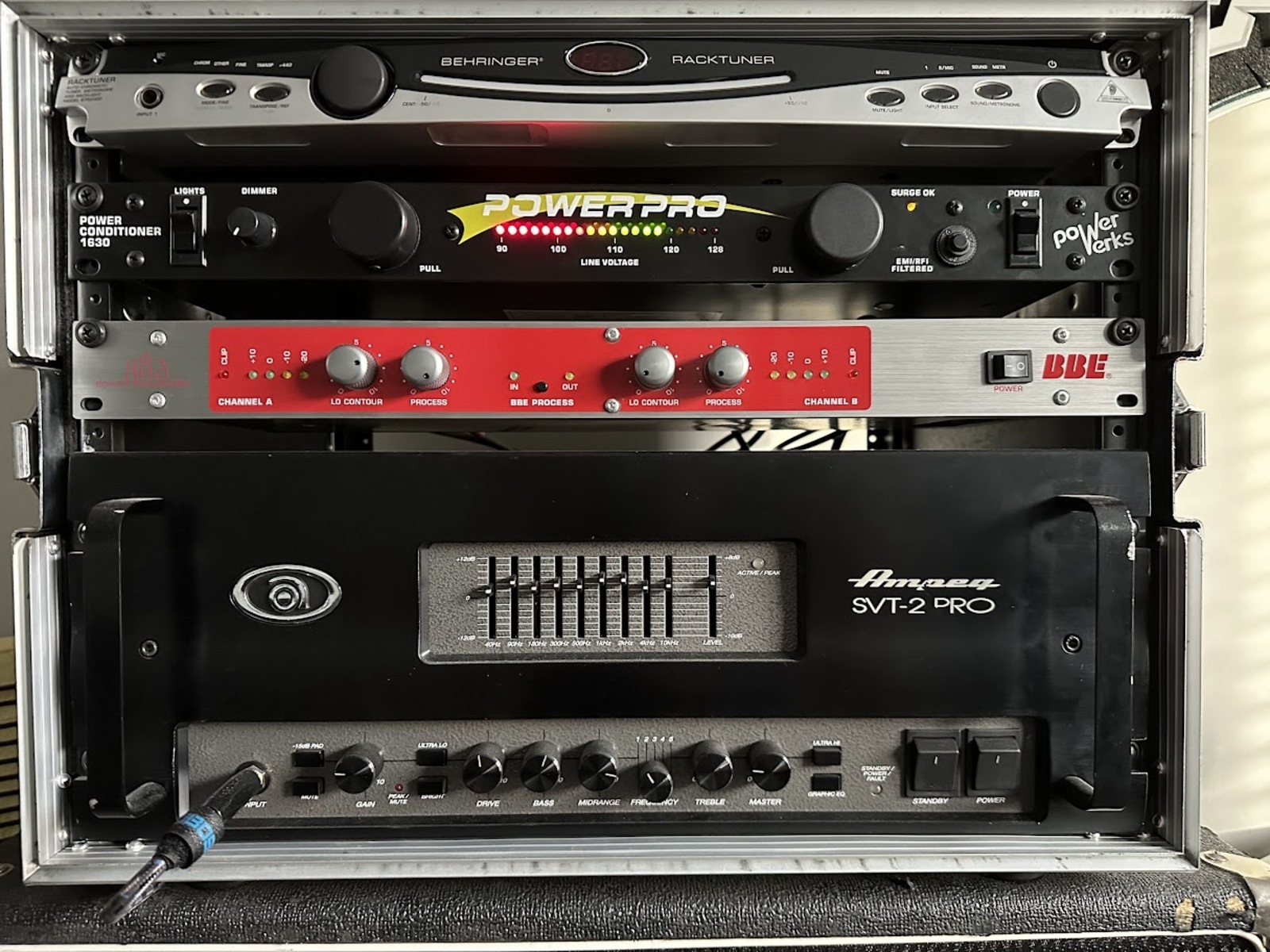 Metal Amp Rig by stev_rubio featuring Ampeg SVT-2 Pro Head, BBE 882i Sonic Maximizer, and Behringer RACKTUNER BTR2000