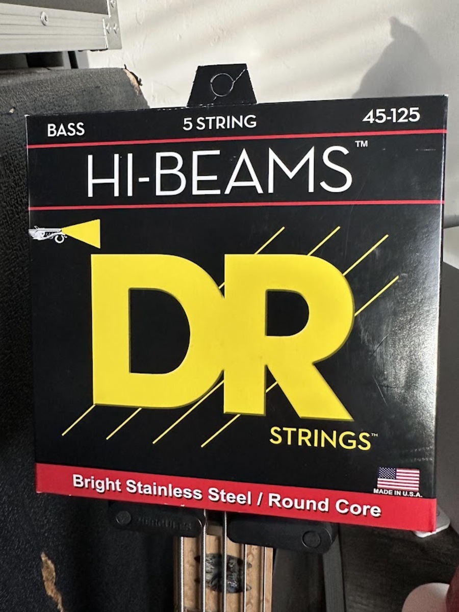 Music Gear Setup by stev_rubio featuring DR Strings Hi Beams Medium 5 String Bass Strings