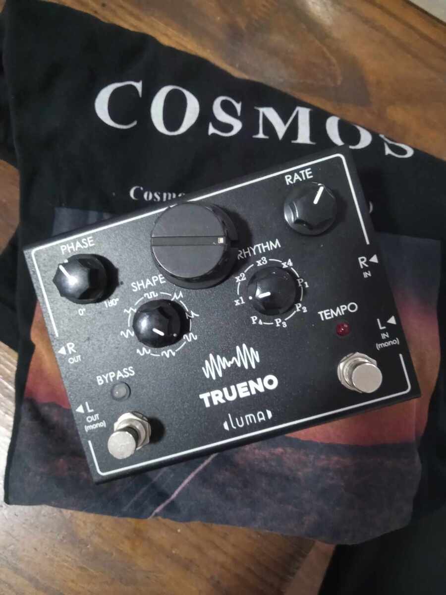 Pedalboard by fede_kempff featuring Luma Trueno STEREO TREMOLO / OSCILATOR