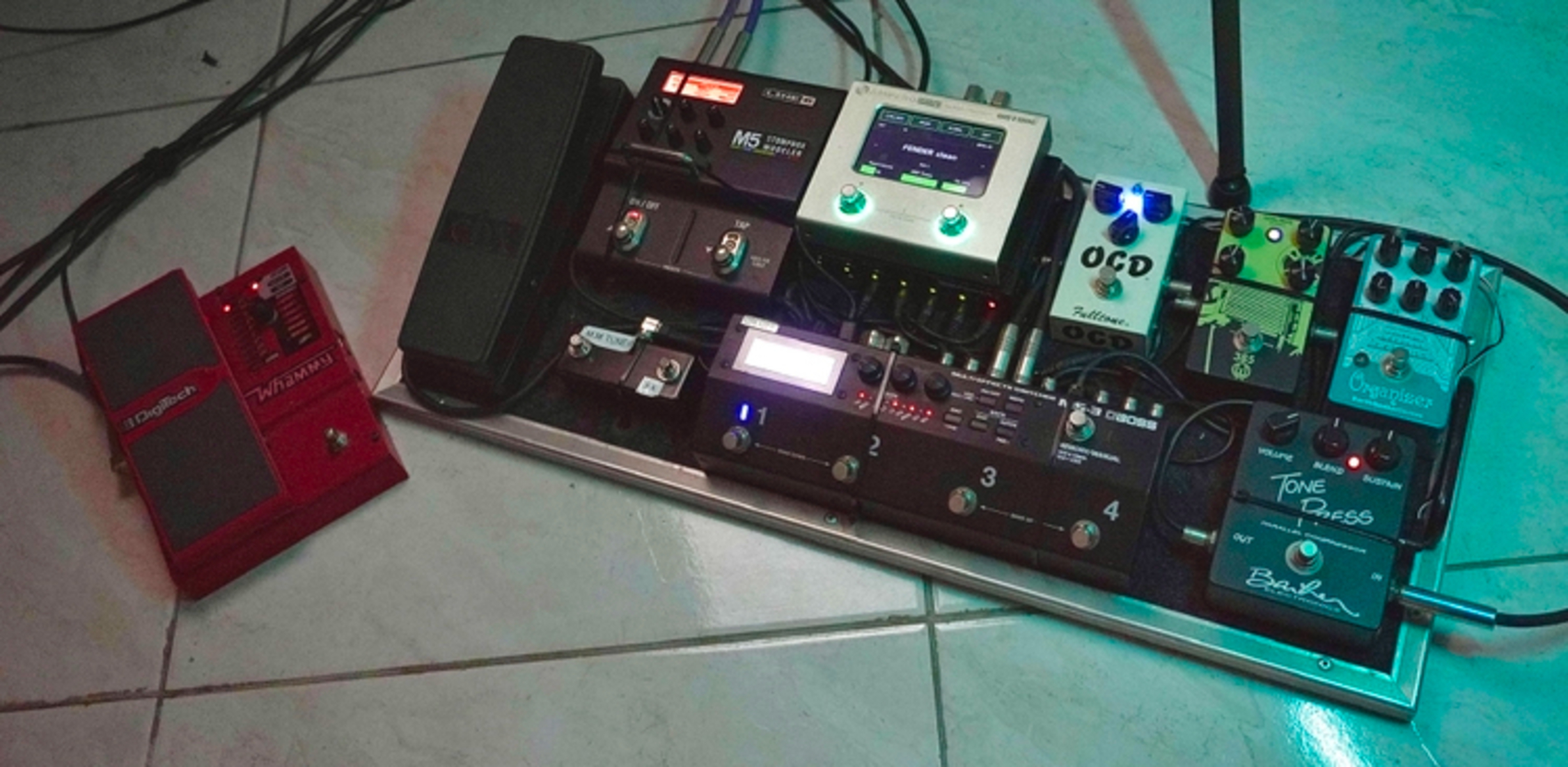 Pedalboard by johnnymello featuring Electro-Harmonix Single Expression Pedal, Line 6 M5 Stompbox Modeler, and Hotone Ampero Mini and 6 more pieces of gear