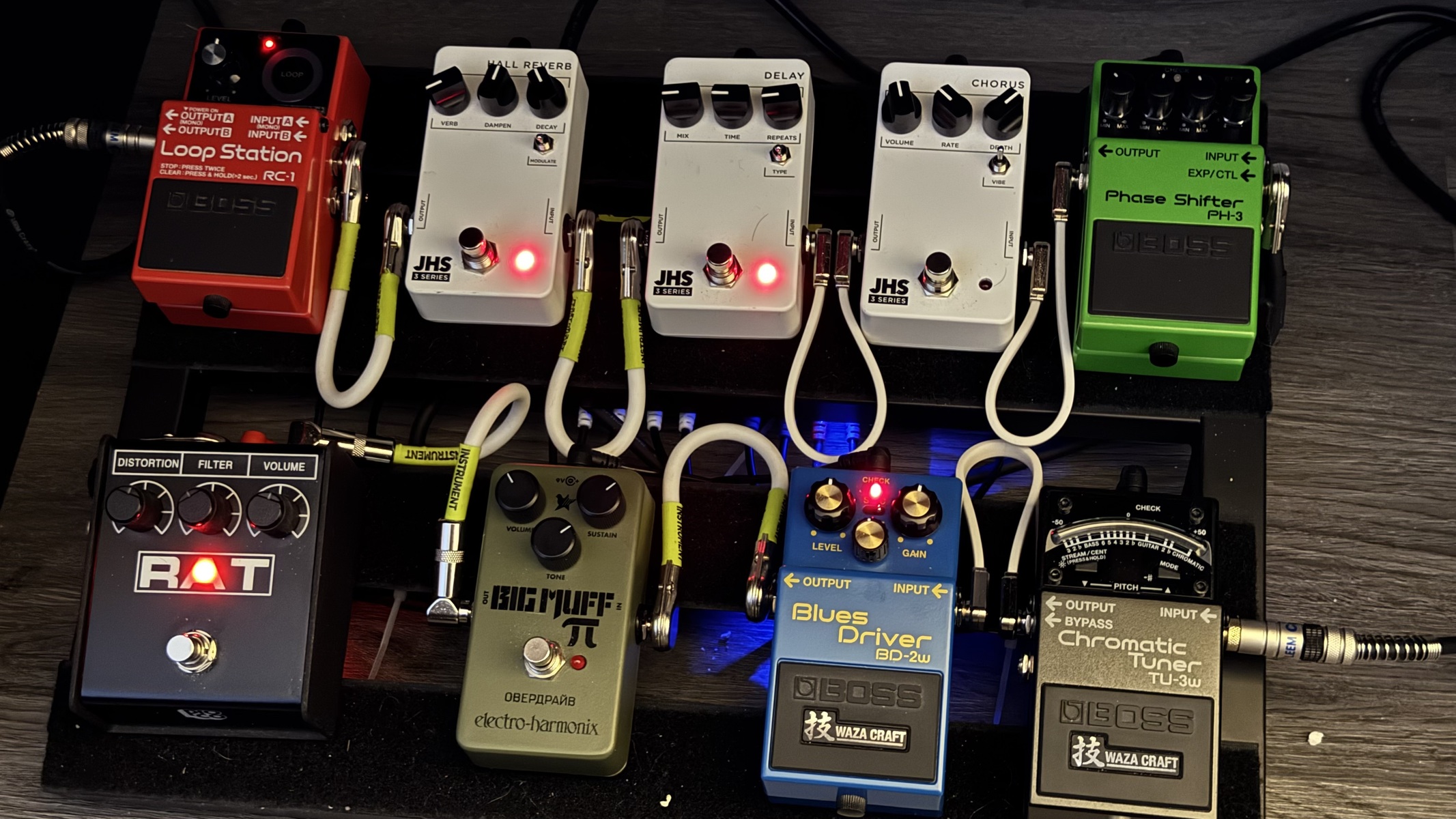 Boss Pedalboard by evan_jb featuring JHS 3 Series Hall Reverb, JHS 3 Series Delay, and JHS 3 Series Chorus and 6 more pieces of gear