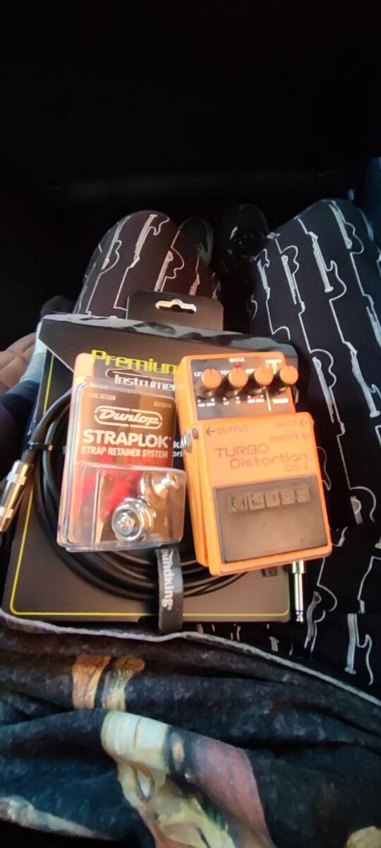 gironi's music gear photo
