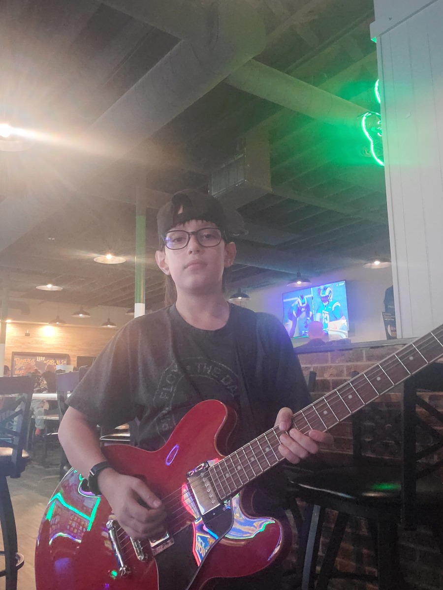 Country Music Gear Setup by holdengarciamusic featuring Epiphone ES-335
