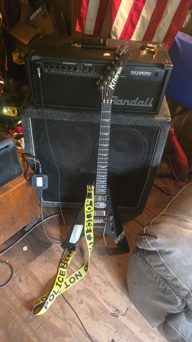 Amp Rig by deanieweeniesceo featuring Kramer Nite V, Randall RG 3003 Head, and Carvin C412T Legacy 4x12 Cabinet