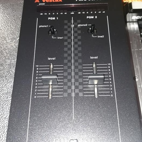 turn_tables's gear photo