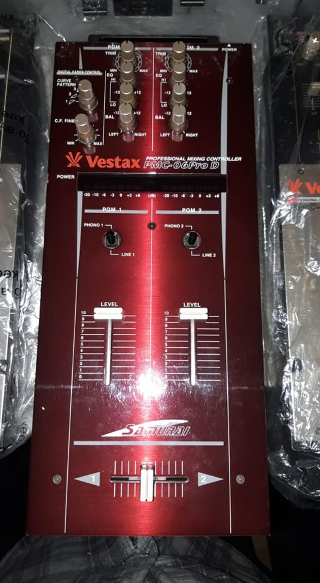 turn_tables's music gear photo