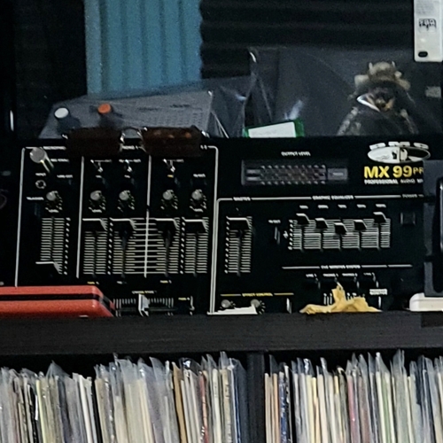 turn_tables's gear photo
