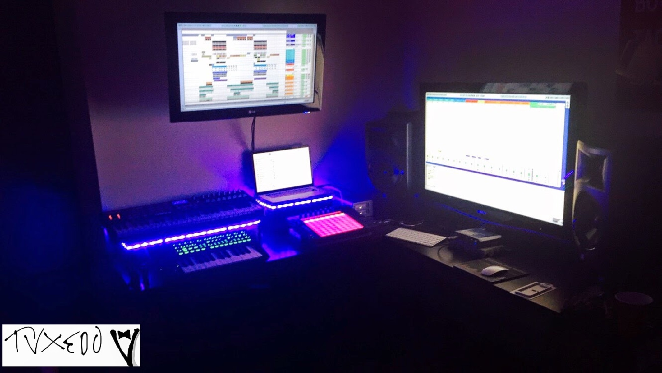 qthj's music gear photo