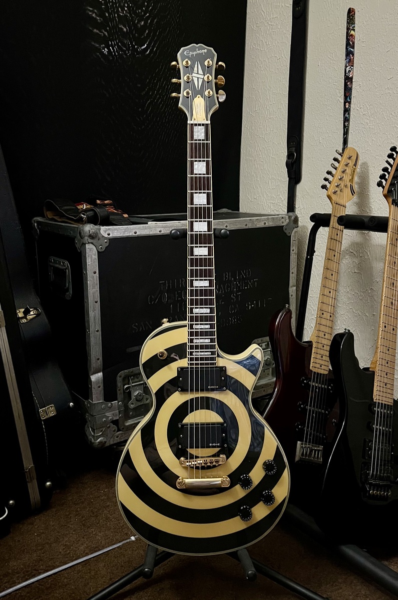 Music Gear Setup by eddie_locke featuring Epiphone Zakk Wylde Bullseye Les Paul Custom Plus