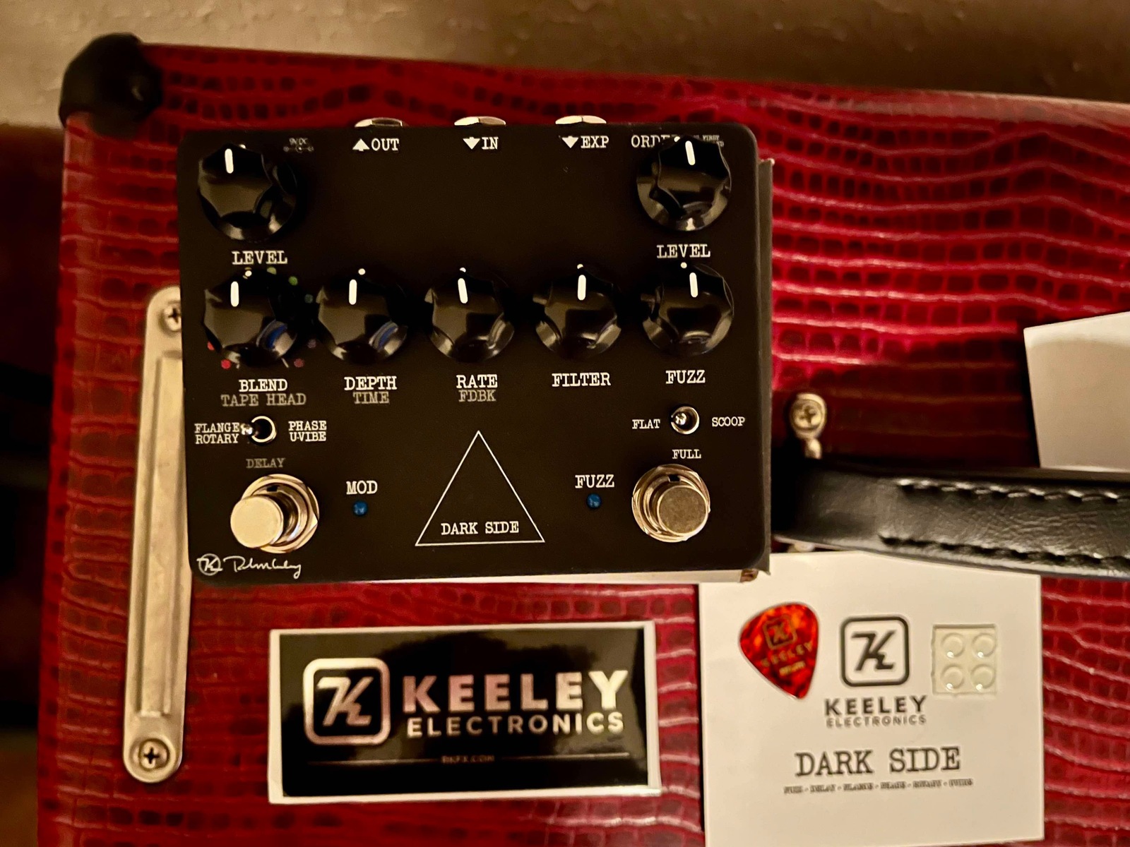Pedalboard by eddie_locke featuring Keeley Dark Side Workstation