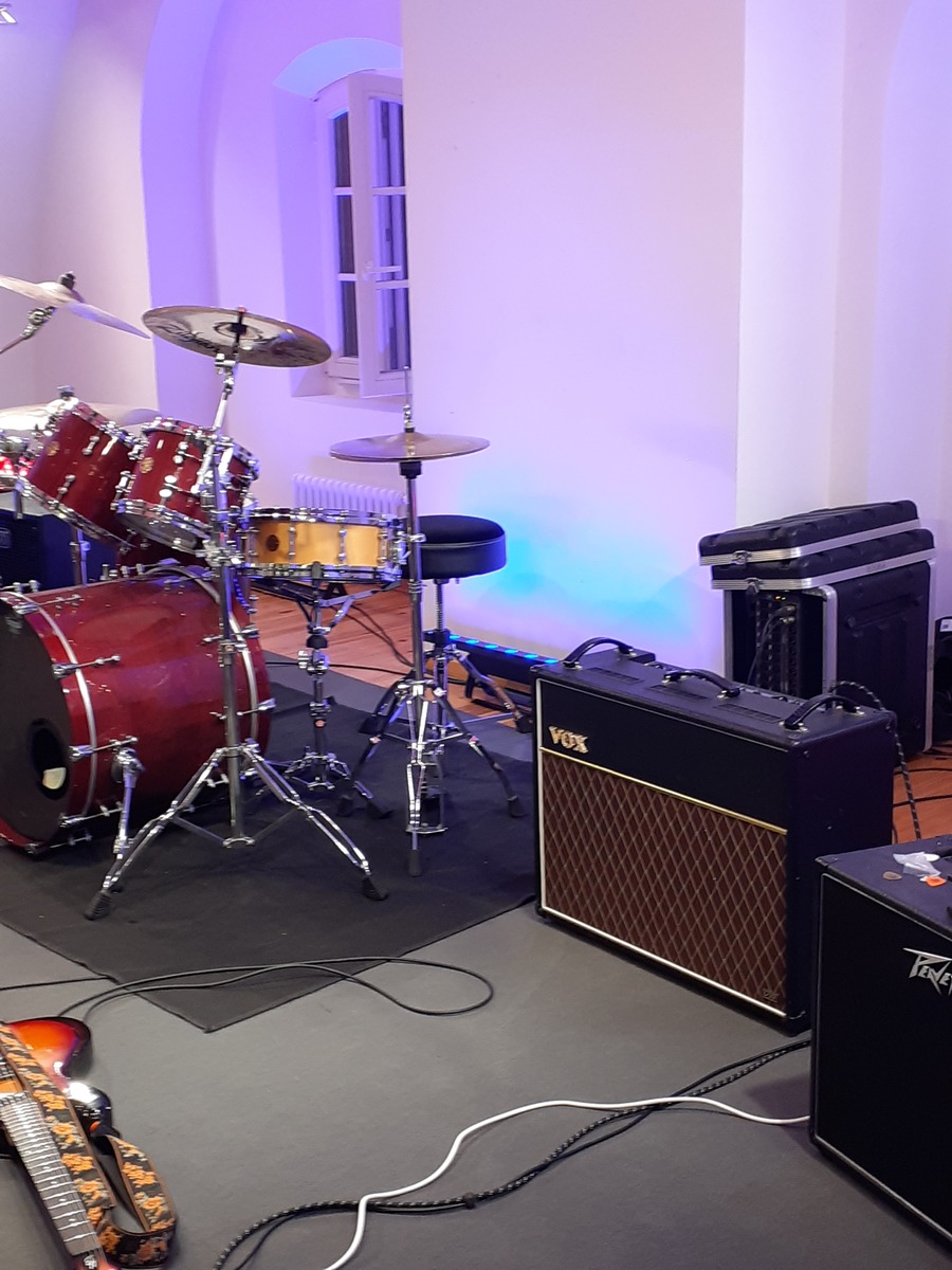 Vox Live Rig by piotrwk featuring Vox AC30VR and Harley Benton MR-Modern