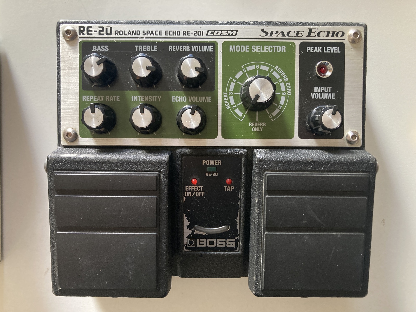 Pedalboard by alecani featuring Boss RE-20 Space Echo