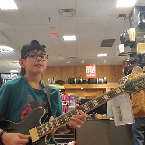 holdengarciamusic's gear photo