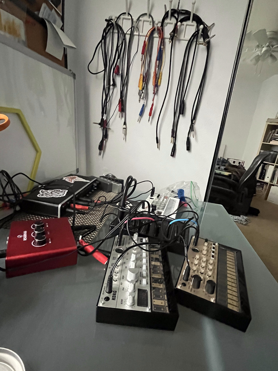 Electronic Synth Setup by lovely_listening_aster featuring RSGRHAI AU-11R, Korg Volca Mix, and Korg Volca Sample 2 and 15 more pieces of gear