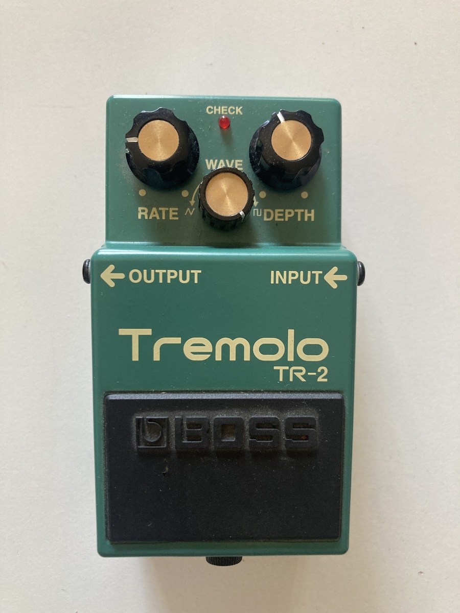 Pedalboard by alecani featuring Boss TR-2 Tremolo