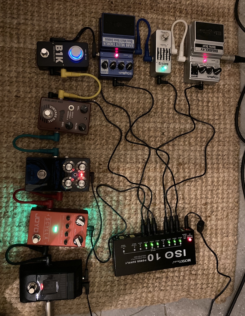 Pedalboard by frogbass77 featuring Mosky Audio ISO 10 Power Supply, Korg PB-1 Pitchblack, and Joyo R-27 Bass Compressor Scylla and 6 more pieces of gear