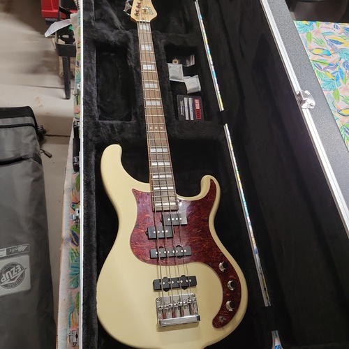sevenheart's gear photo