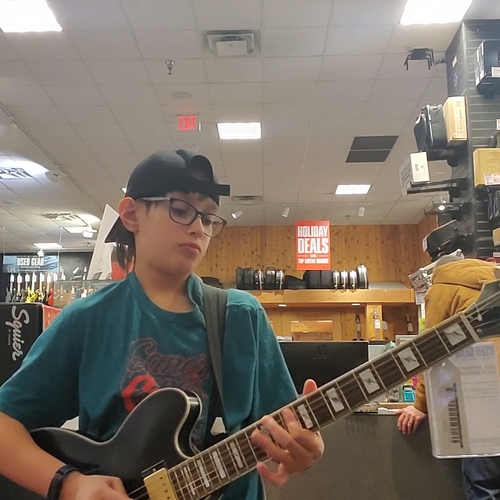 holdengarciamusic's gear photo