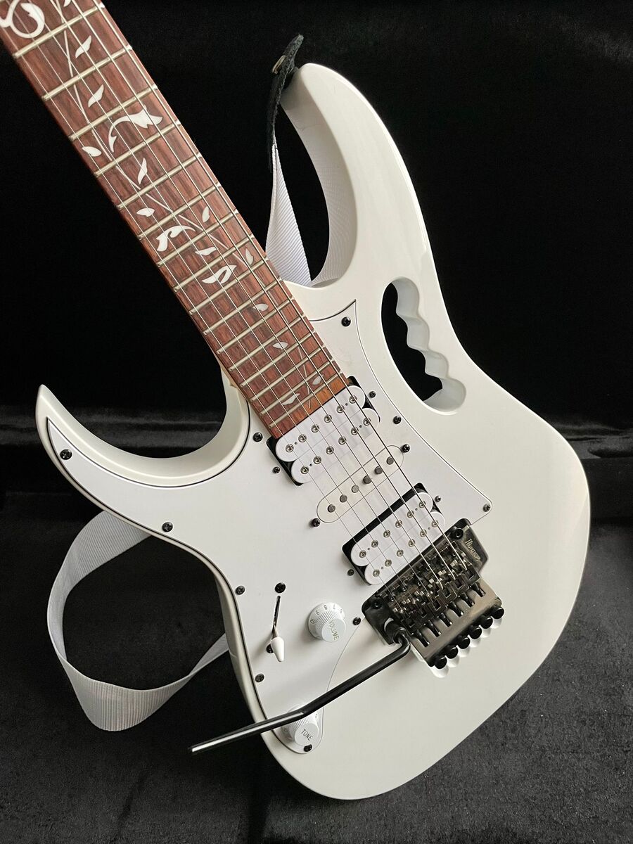 Music Gear Setup by strugglecaster featuring Ibanez JEM-JR