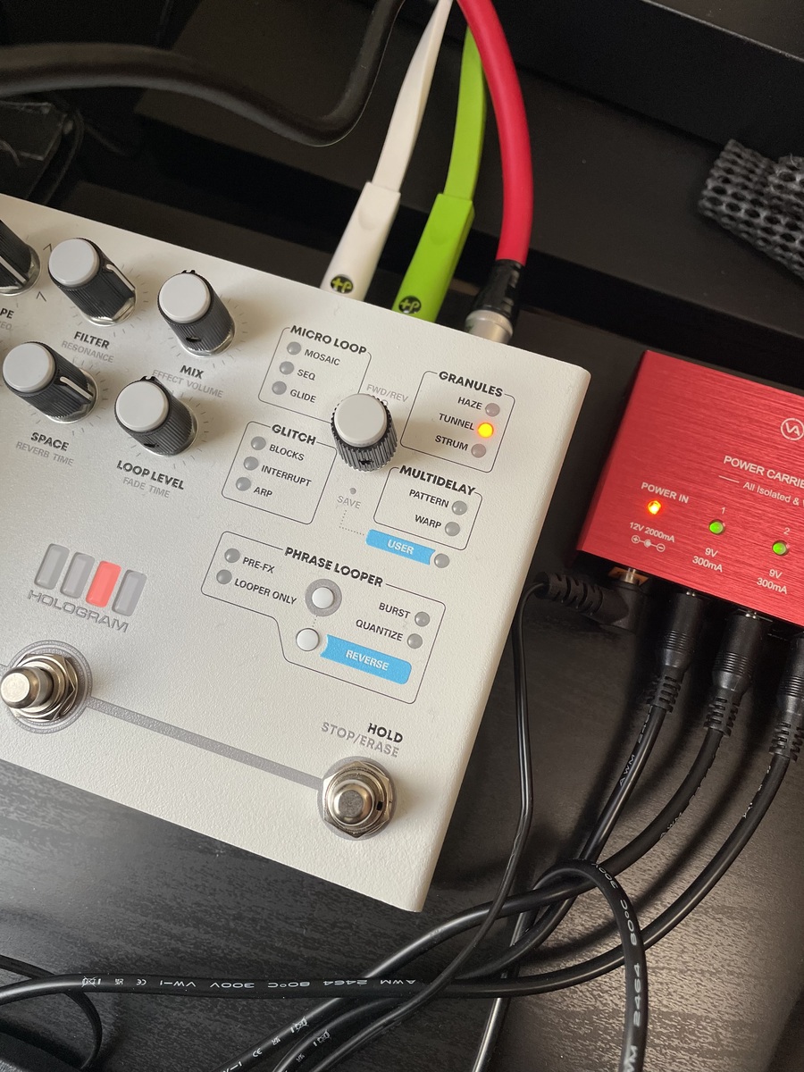 Electronic Synth Setup by yujidoromizu featuring Hologram Electronics Microcosm and VITAL AUDIO POWER CARRIER VA-08 Mk-Ⅱ