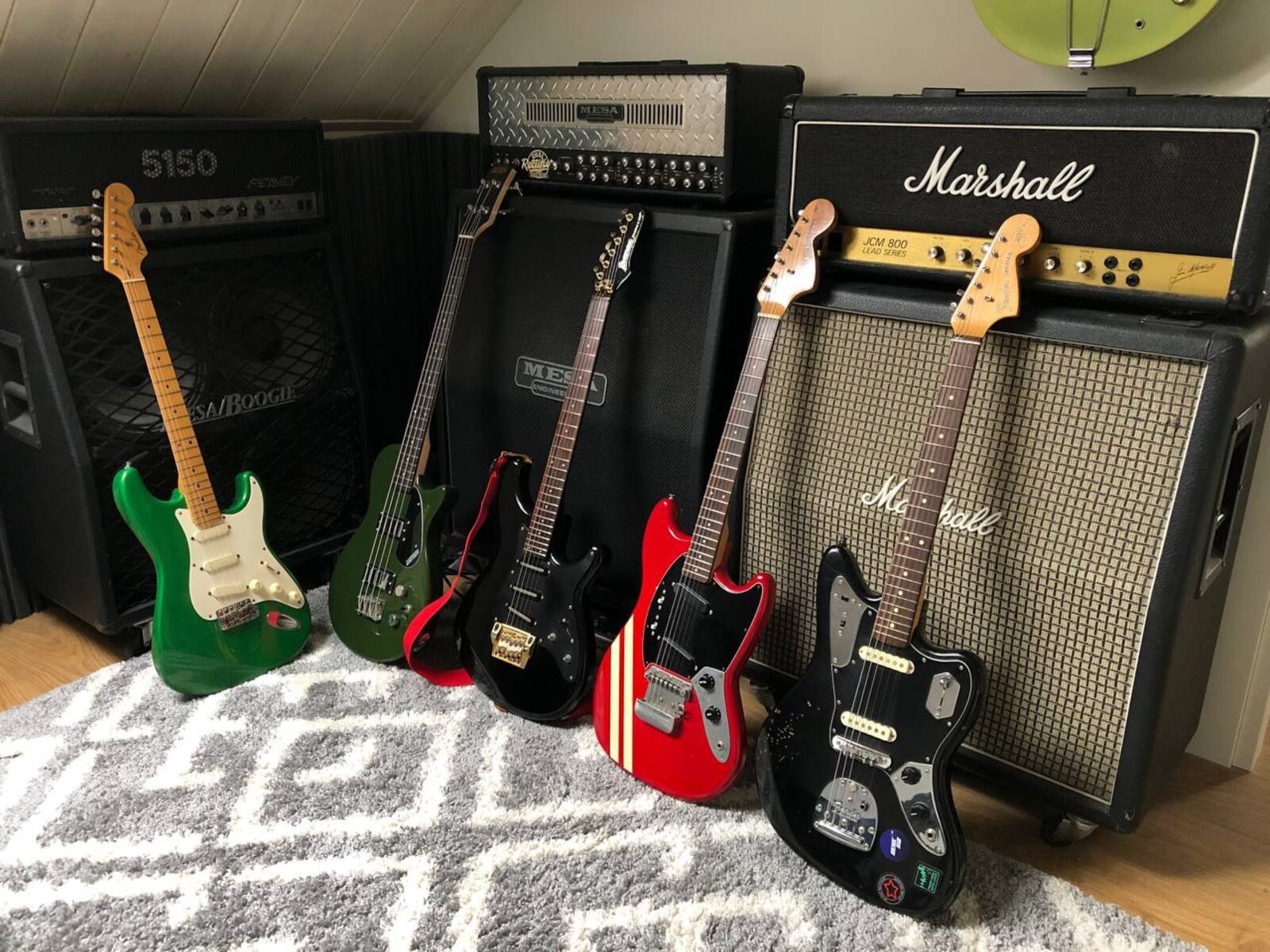 Country Studio Setup by ilya_poroshkin featuring Fender Stratocaster Eric Clapton Signature, Gretsch G2220 Electromatic Junior Jet Bass II, and Ibanez Roadstar II RS430 and 2 more pieces of gear