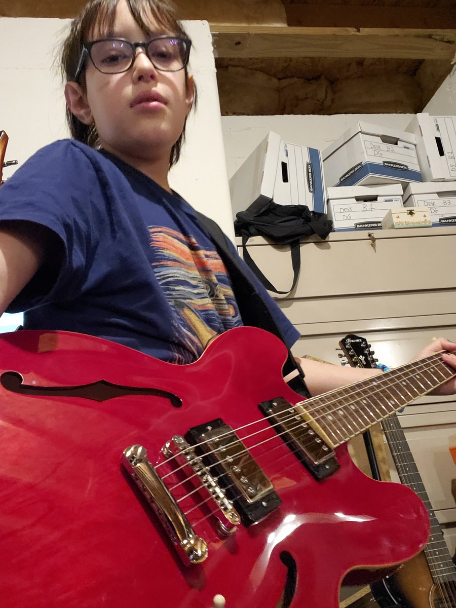 Country Music Gear Setup by holdengarciamusic featuring Epiphone ES-335