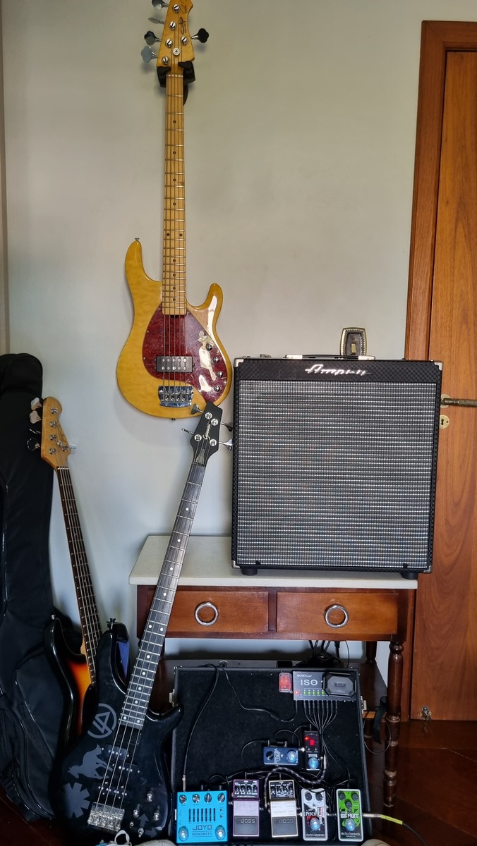 Pedalboard by augustozak featuring Ampeg RB-115, Mosky Audio ISO 10 Power Supply, and Electro-Harmonix Nano Bass Big Muff Pi Fuzz and 6 more pieces of gear