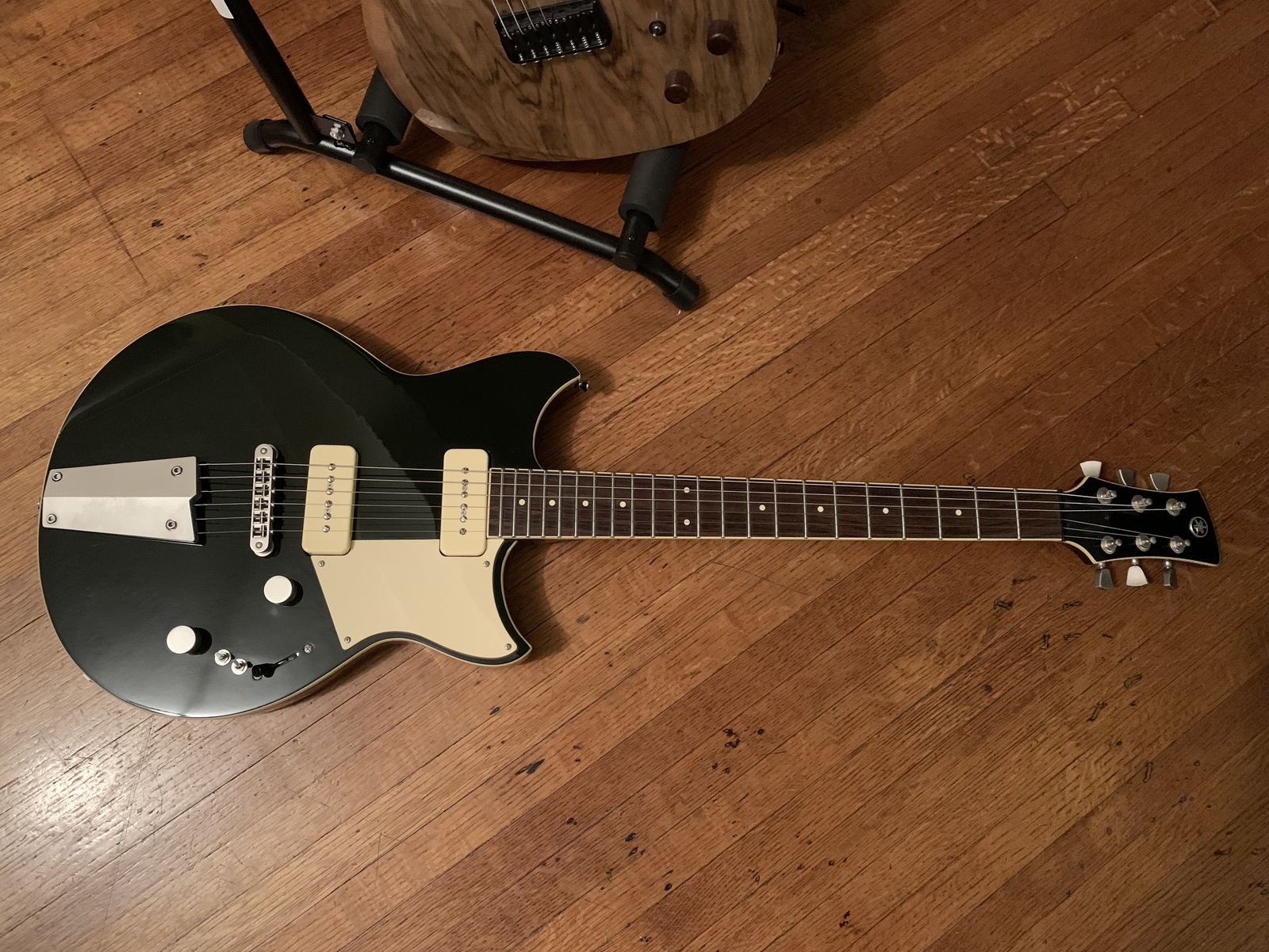 Electronic Studio Setup by edgedancer featuring Yamaha Revstar RS502T