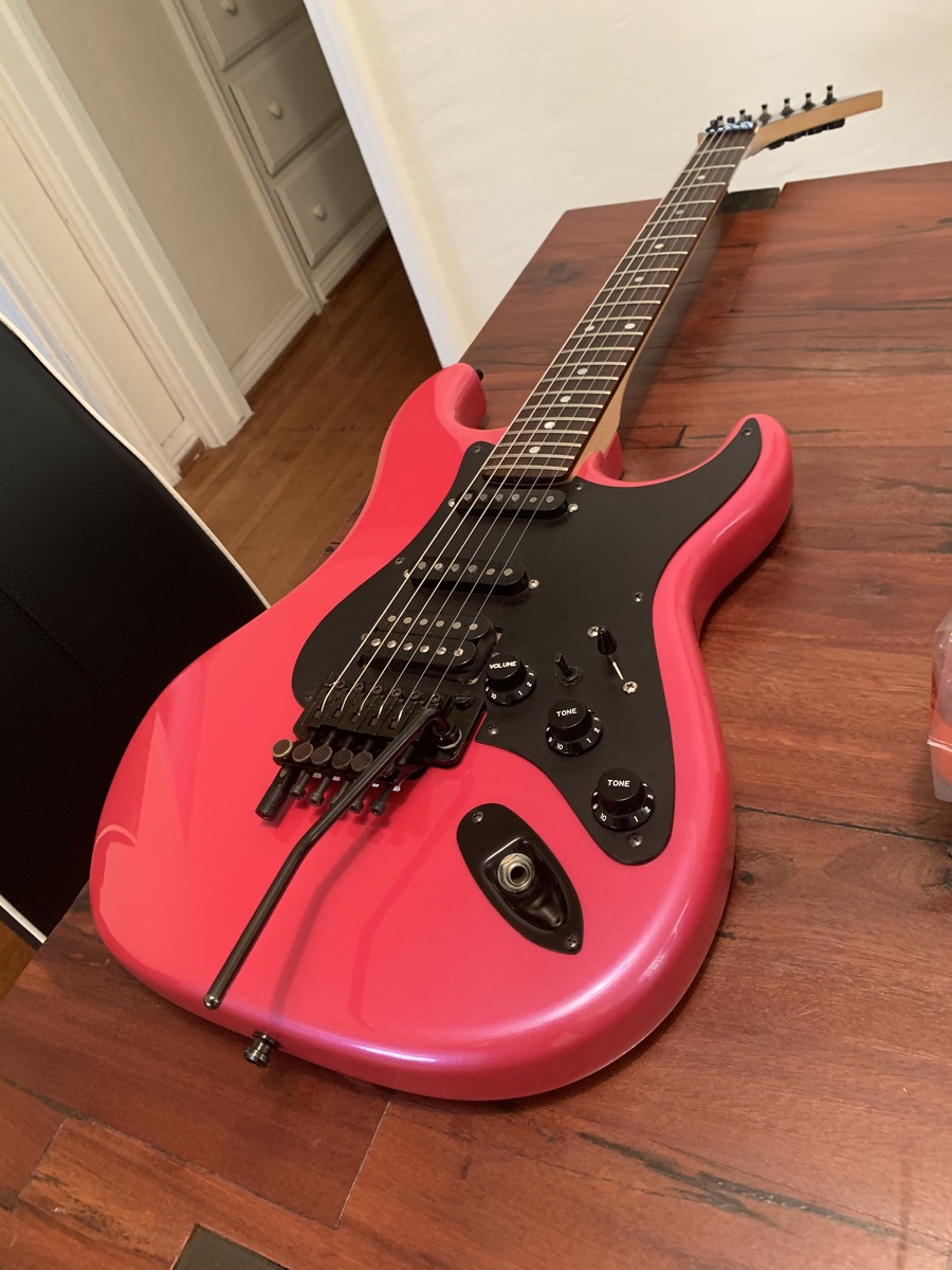 Studio Setup by edgedancer featuring Kramer Pacer Deluxe (1984-1987)