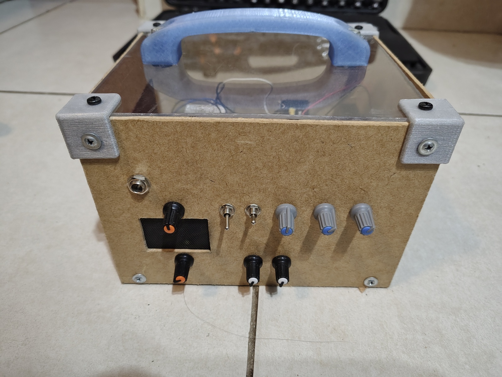 Amp Rig by cassio_fiorin featuring Handmade Amp