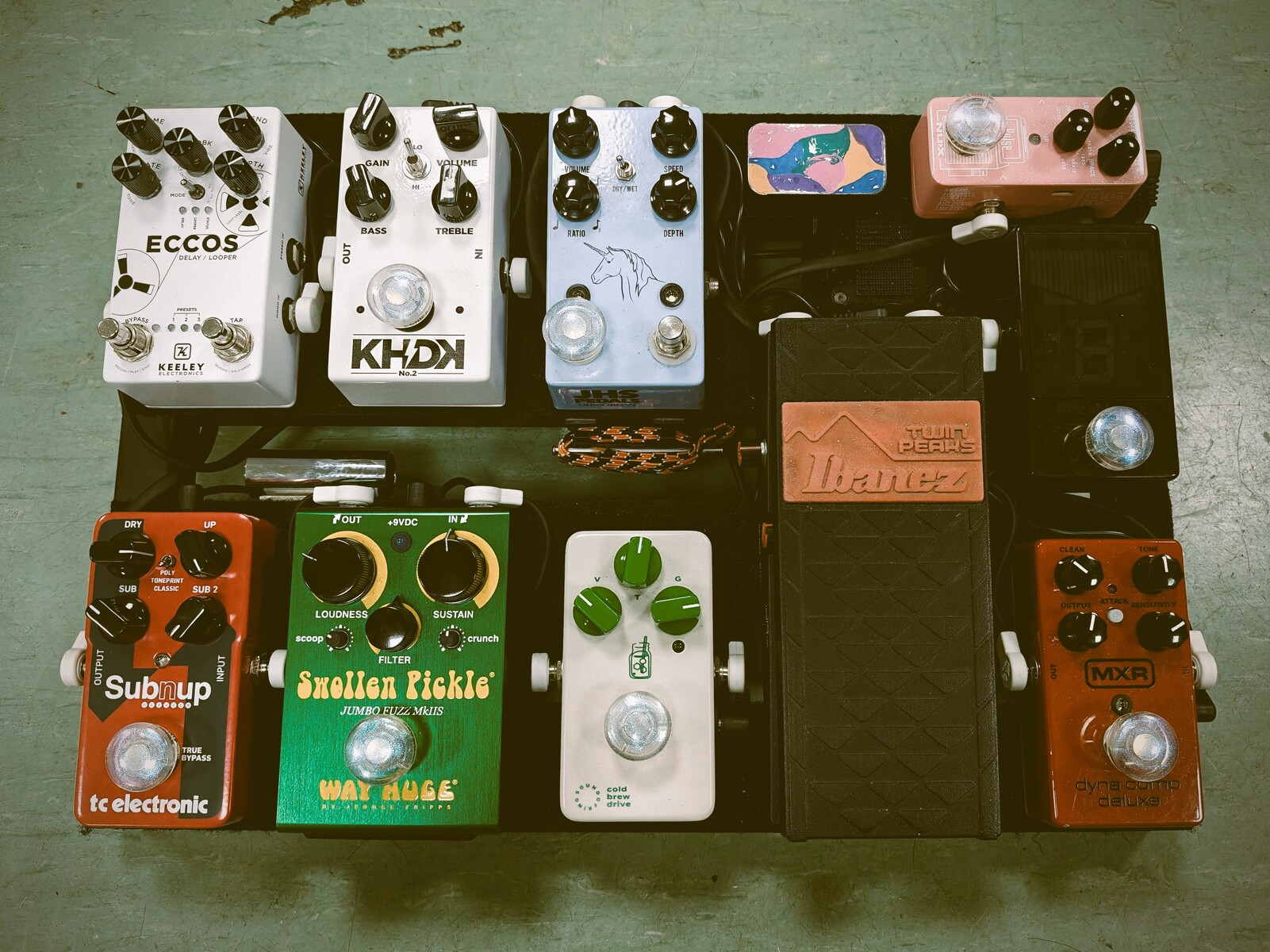 Metal Pedalboard by leafless featuring Keeley ECCOS, TC Electronic Sub 'N' Up Octaver, and MXR M228 Dyna Comp Deluxe and 1 more piece of gear